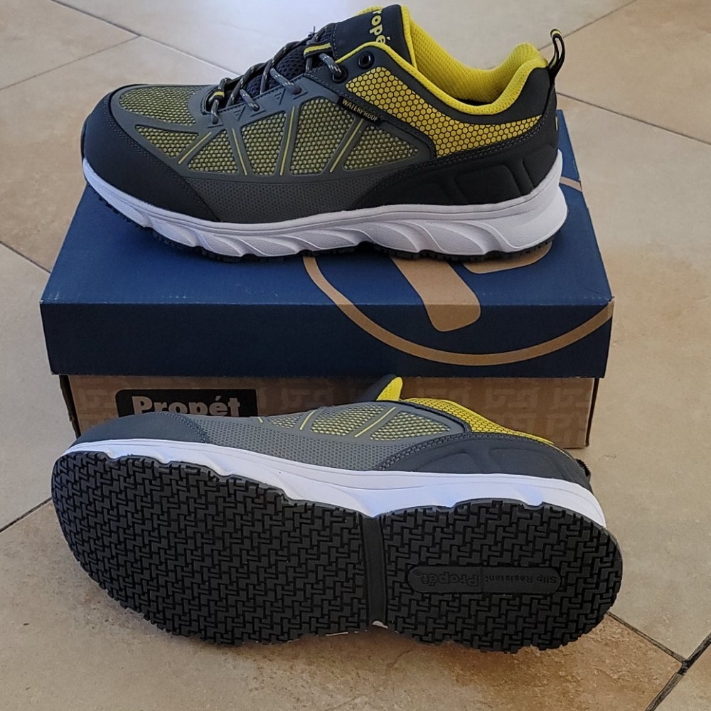 Propet shoes